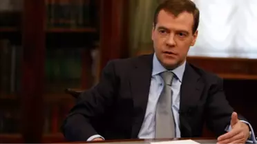 Rusya Başbakanı Medvedev, Kırım'da