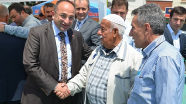 Kartepe'de Cami Yararına Kermes