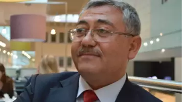 Başkan Yıldız'dan Başarılı Öğrencilere Hediye