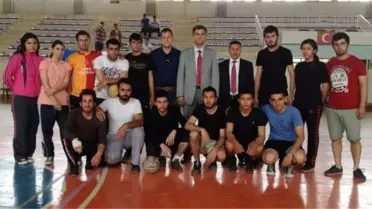 Oğuzeli Meslek Yüksekokulunda Yıl Sonu Coşkusu