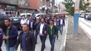 Yüksekova'da Öğrencilerden 'Tacize ve Tecavüze' Tepki Yürüyüşü
