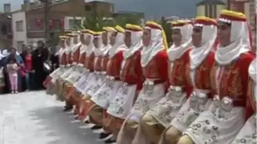 Başkan Yıldırım'dan Şehit Annesine Yılın Annesi Hediyesi