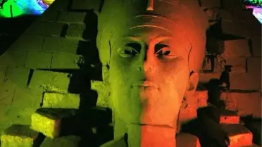 Viking Kralı Odin Canlandı