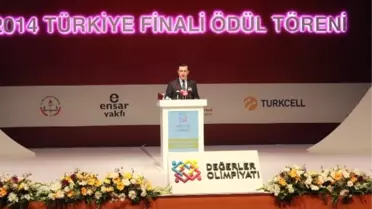 Emrullah İşler: 'Kendi Değerleri ile Yaşamayanlar, Kendilerine Ait Bir Dünya Kuramaz'
