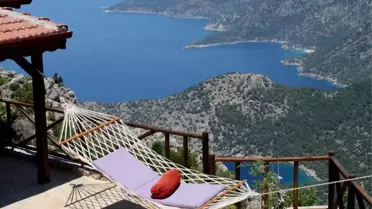 Deniz Erdem Ve Harika Uygur İle Oyunculuk Kampı Başlıyor