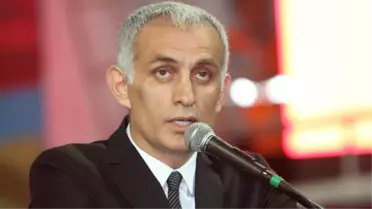 Eski Yöneticiler Hacıosmanoğlu'nu İstifaya Davet Etti