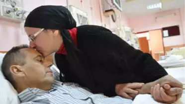 Konya'da Eşinin Elini Ölüm Bıraktırdı
