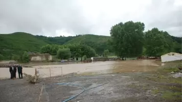 Ereğli'de Sel Afetinde Mahsur Kalan Dokuz Kişi Kurtarıldı