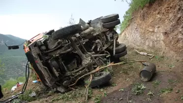 Tokat'ta Vinç Devrildi: 1 Ölü, 2 Yaralı
