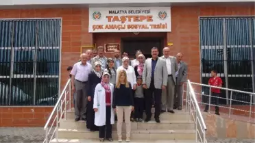 AK Parti Heyeti Taştepeliler Derneği'ni Ziyaret Etti