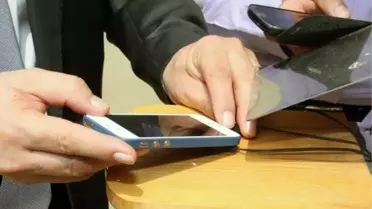 Çü'de Telefonlar Güneş Enerjisi ile Şarj Edilecek