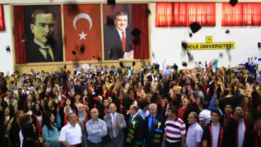 Diyarbakır Meslek Yüksekokulu İş Dünyasına Bin Mezun Verdi