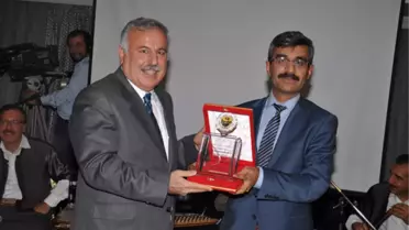 En İyi Rektör Ödülü Mutlu'nun Oldu
