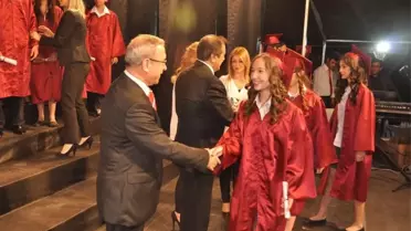 Gaziantep Kolej Vakfı Ortaokulu'ndan 137 Öğrenci Mezun Oldu