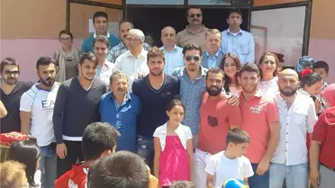 Ünlü Futbolcular Pilav Günü İçin Sapanca'ya Geldi