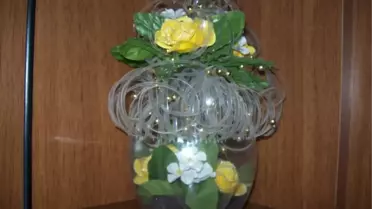 Plastik Şişeleri Süs Eşyasına Dünüştürüyor