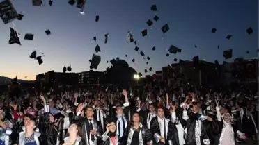 Adıyaman Üniversitesinde 5 Bin Öğrenci Mezun Oldu