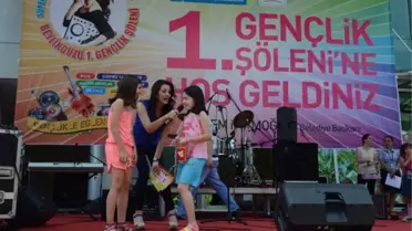 Beylikdüzü'nde Gençler Şölende Doyasıya Eğlendi