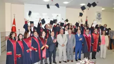 Omü İşletme Yüksek Lisans Programı İlk Dönem Mezunlarını Verdi
