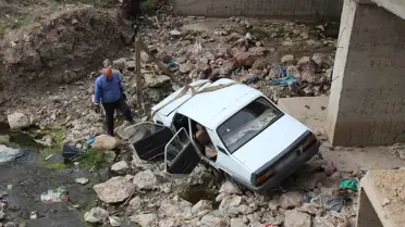 Özalp'te Trafik Kazası: 3 Yaralı