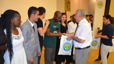 Yabancı Uyruklu Öğrenciler Mezun Oldu