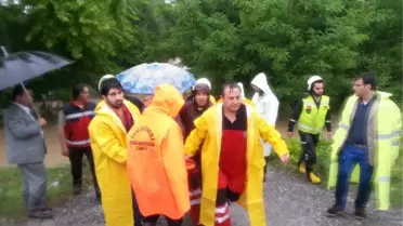 Sel Felaketinde Çalışan Umke Ekibine Teşekkür Belgesi Verildi