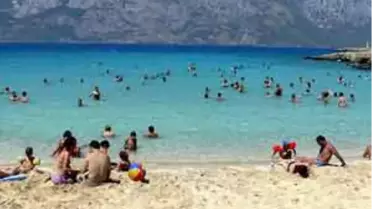 Kleopatra' Gibi Güzelleşmek İçin Geliyorlar