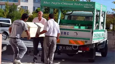 4 Aylık Bebek Yatağında Ölü Bulundu