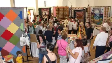 Çanakkale'de İğne ile Kumaşın Dansı Sergisi Açıldı