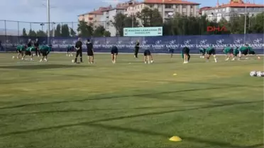Hazar Lenkeran Teknik Direktörü Oğuz Çetin Türkiye'de Sadece Futbolun Konuşulduğu Ortamı Özlemle...