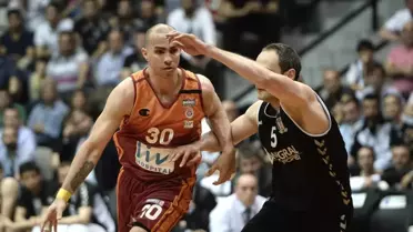 Arroyo Cimbom'da Kaldı