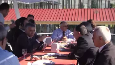 Bakan Yardımcısı Baş, Akdamar Kilisesini gezdi -