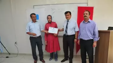 Yüsem'de 'Uygulamalı Temel Girişimcilik Eğitimi'Ni Tamamlayan İlk Gurup Kursiyerler Belgelerini Aldı