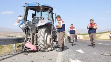 Niğde'de Otobüs Kazası: 12 Yaralı