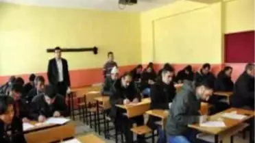 Suşehri'nde Ustalık Belgesi Sınavı Yapıldı