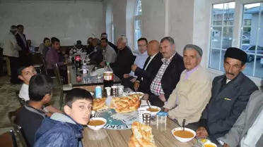 İftar Yemeği, Taziye Evinde Verildi