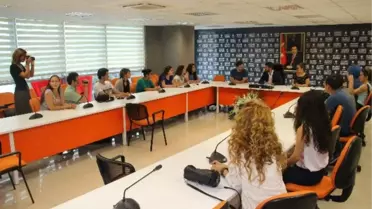 Yabancı Öğrencilerden AK Parti'ye Ziyaret