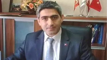 AK Parti Kars Merkez İlçe Başkanı Turhan İstifa Etti