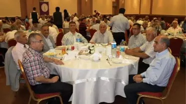 Küçük Menderes'in Esnafları İESOB'un İftarında Buluştu