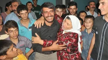 Şoförlere, Kalaşnikoflu Zılgıtlı Karşılama