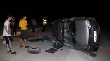 Ağır Hasta Annesini Ziyarete Giderken Kaza Yaptı: 3 Yaralı