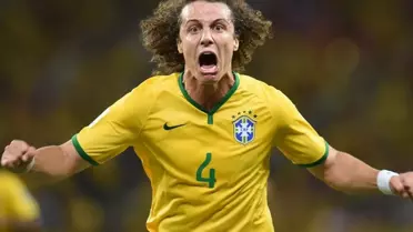David Luiz'den Muhteşem Frikik
