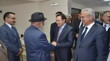 Vali Akdemir Cemevinde İftar Programına Katıldı