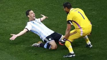 Maxi Rodriguez'in Penaltı Anında Twitter'ın Tepkisi