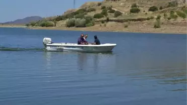 Kula Göletinde Kaçak Avlanma ile Mücadele