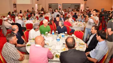 Nübihar Derneği İftar Yemeği Verdi