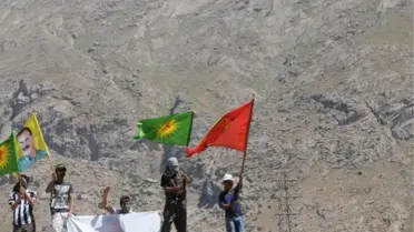 Suriye'de Öldürülen Ypg'linin Cenazesi Hakkari'ye Getirildi (2)