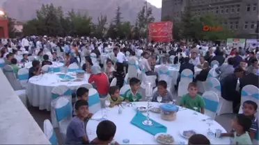 Hakkari Valiliği'nden Vatandaşa İftar