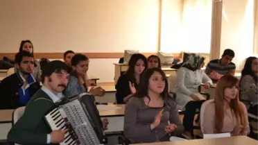 Türkiye'nin Tek Çerkez Dili ve Edebiyatı Bölümü Yeni Öğrencilerini Bekliyor