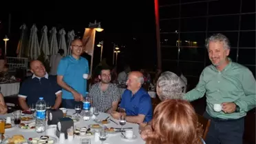 Medıcal Park Doktorları, İftar Yemeğinde Buluştu